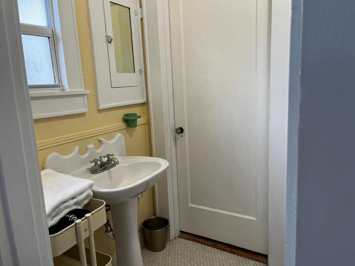 Hollingsworth Guest House With Pool Лейкленд Екстериор снимка